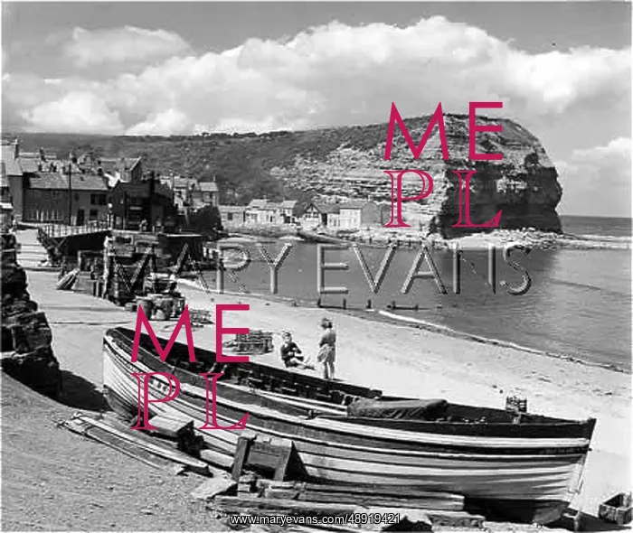 : ENGLAND / STAITHES : ENGLAND / STAITHES