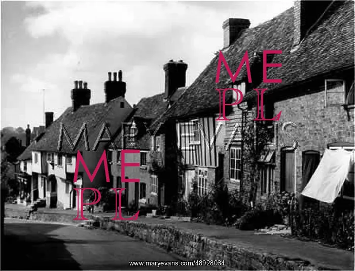 : ENGLAND / SUTTON VALENCE : ENGLAND / SUTTON VALENCE