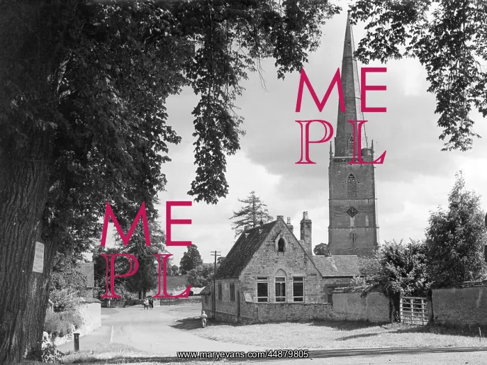 : ENGLAND / TREDINGTON : ENGLAND / TREDINGTON