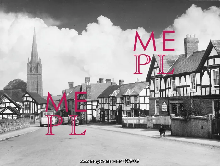 : ENGLAND / WEOBLEY : ENGLAND / WEOBLEY