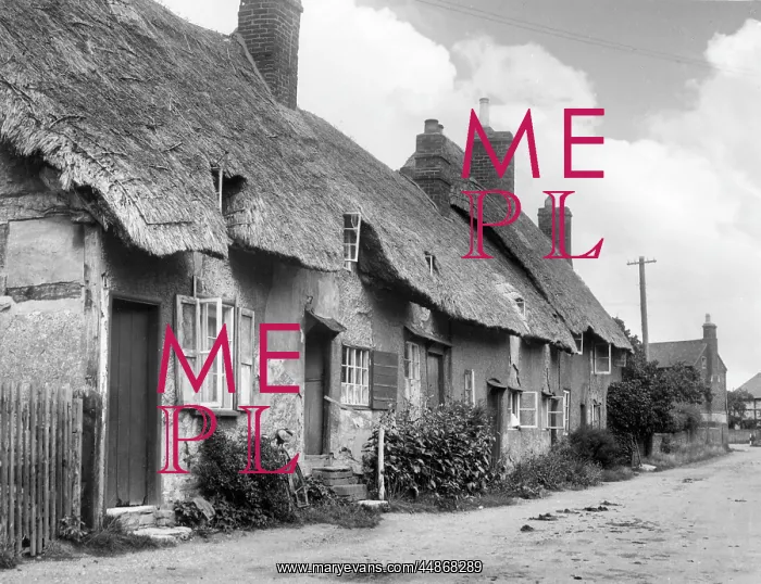 : ENGLAND / WYRE PIDDLE : ENGLAND / WYRE PIDDLE