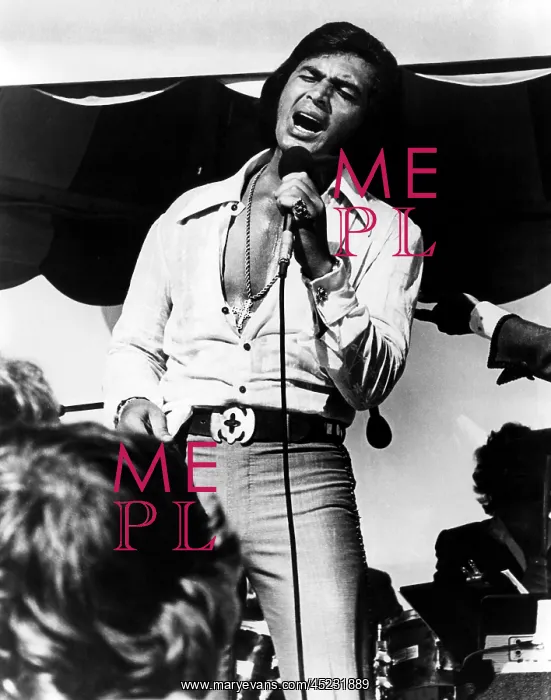 : Englebert Humperdinck. ca. 1975. ? : Englebert Humperdinck. ca. 1975. ?