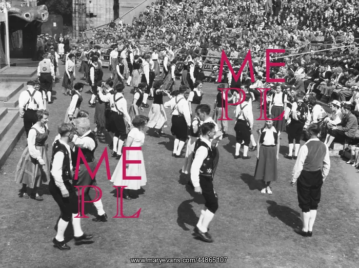 : ENGLISH COUNTRY DANCING : ENGLISH COUNTRY DANCING