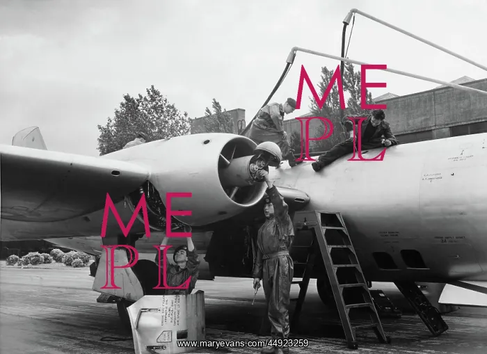 : English Electric Canberra : English Electric Canberra