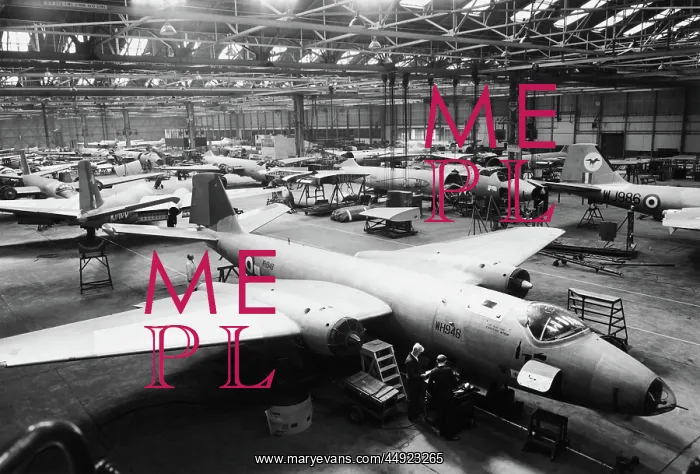 : English Electric Canberra : English Electric Canberra