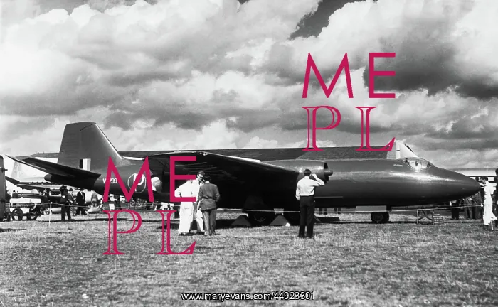 : English Electric Canberra : English Electric Canberra