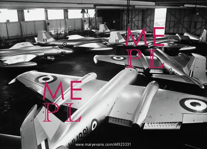 : English Electric Canberra : English Electric Canberra