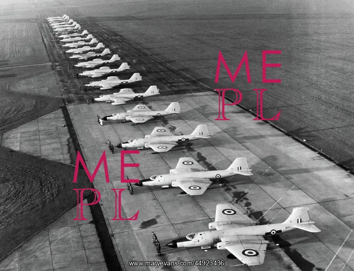 : English Electric Canberra : English Electric Canberra