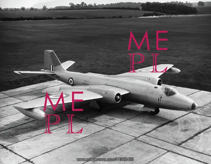  : English Electric Canberra