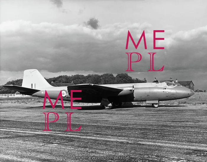 : English Electric Canberra : English Electric Canberra