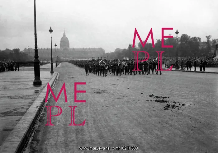 : English infantry regiment in Paris, 1916 : English infantry regiment in Paris, 1916