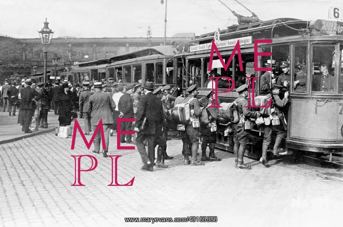 : English troops in Cologne, 1919 : English troops in Cologne, 1919