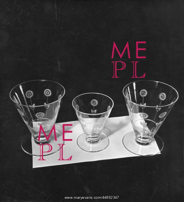  : ENGRAVED GLASS GOBLETS