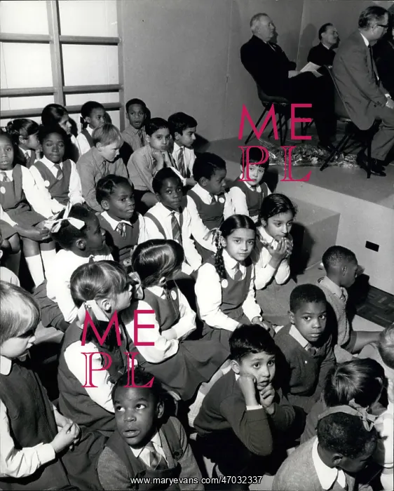 : Enoch Powell visits new school, Wolverhampton : Enoch Powell visits new school, Wolverhampton