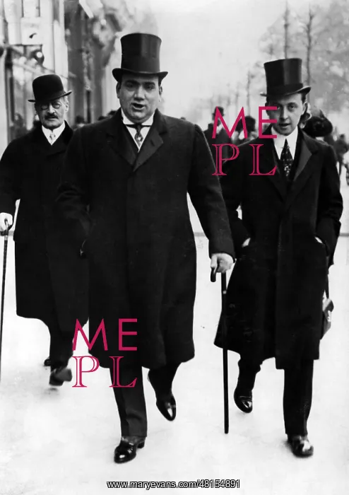 : Enrico Caruso : Enrico Caruso