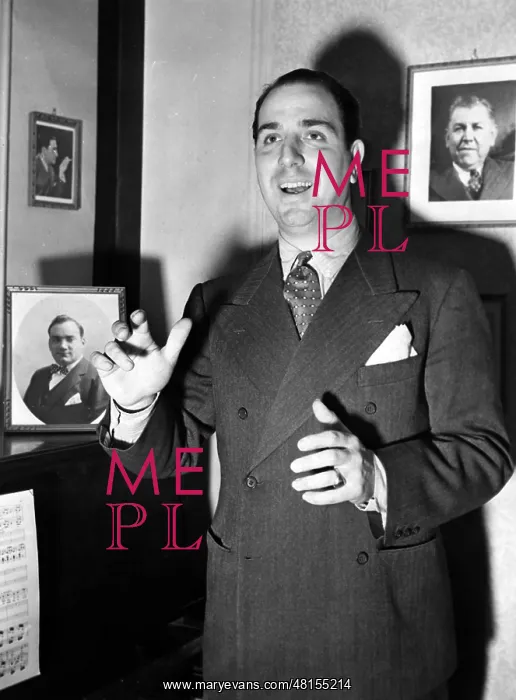 : Enrico Caruso : Enrico Caruso
