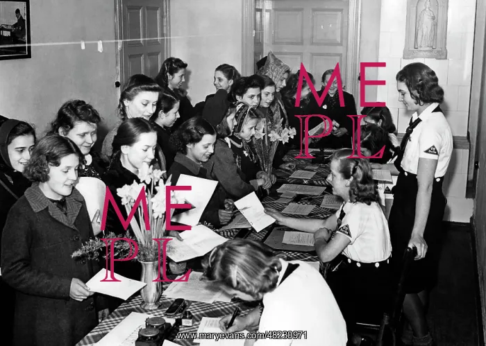 : Enrollment of adolescents, 1944 : Enrollment of adolescents, 1944