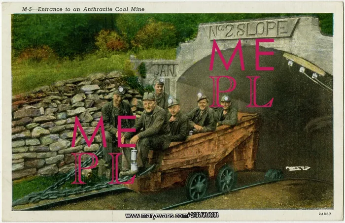: Entrance to an Anthracite Coal Mine : Entrance to an Anthracite Coal Mine