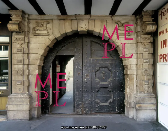  : Entrance to The Middle Temple