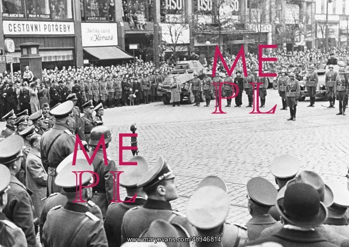 : Entry of the SS Leibstandarte in Prague, 1939 : Entry of the SS Leibstandarte in Prague, 1939