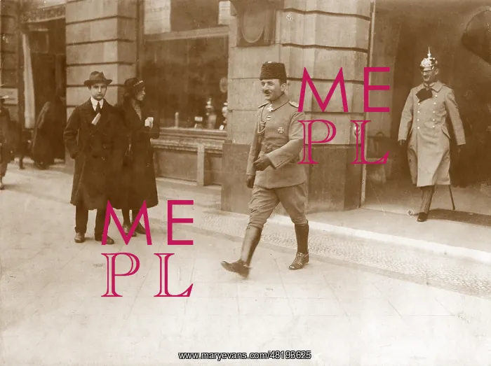 : Enver Pasha in Berlin, 1917 : Enver Pasha in Berlin, 1917