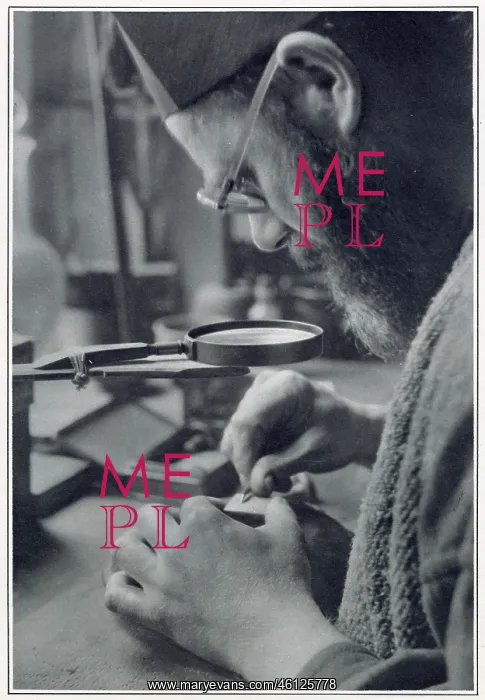 : Eric Gill, sculptor and printmaker, at work : Eric Gill, sculptor and printmaker, at work