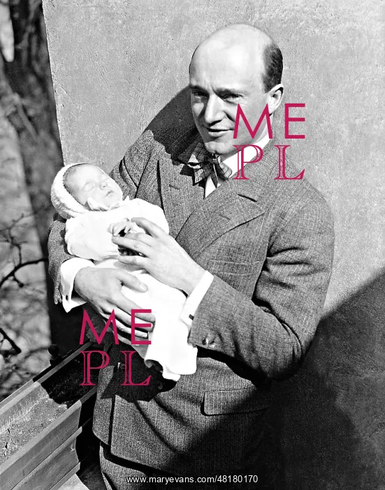 : Erich Kleiber and his daughter Veronica : Erich Kleiber and his daughter Veronica
