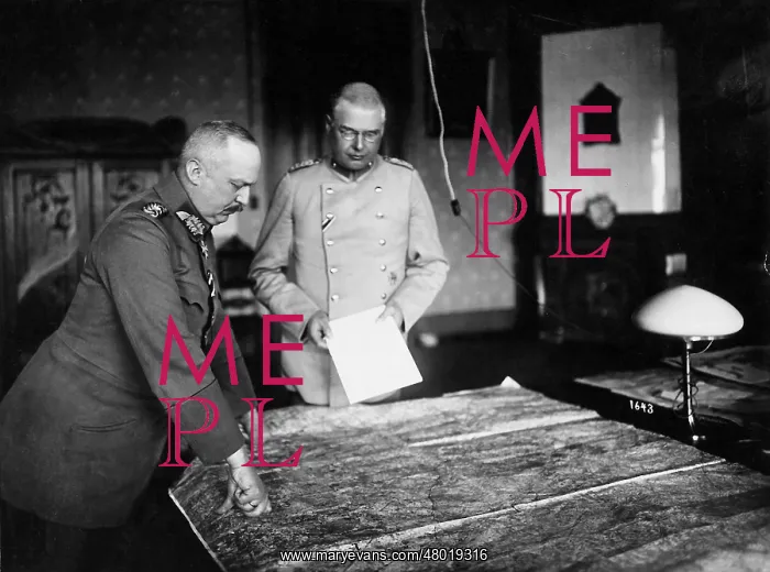 : Erich Ludendorff and Max Hoffmann, 1917 : Erich Ludendorff and Max Hoffmann, 1917
