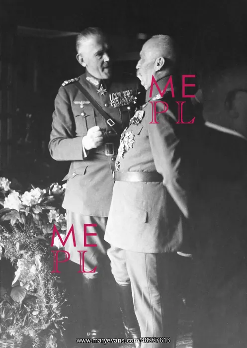 : Erich Ludendorff with Werner von Blomberg : Erich Ludendorff with Werner von Blomberg