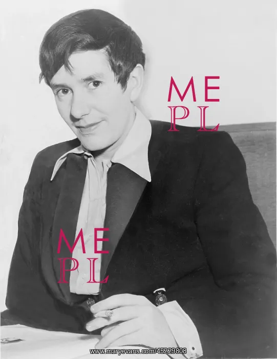 : Erika Mann (1905-1969), daughter of writer ? : Erika Mann (1905-1969), daughter of writer ?