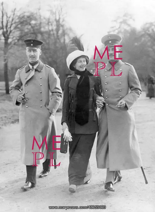 : Ernst August of Brunswick, Oskar and Victoria : Ernst August of Brunswick, Oskar and Victoria