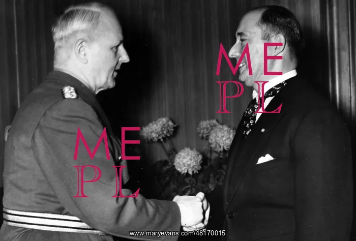 : Ernst Freiherr V Weizsaecker : Ernst Freiherr V Weizsaecker