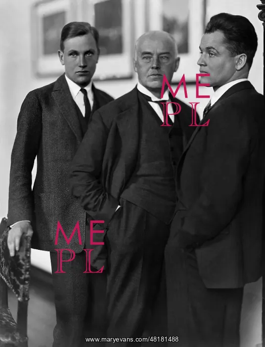 : Ernst von Borsig with his sons, 1929 : Ernst von Borsig with his sons, 1929