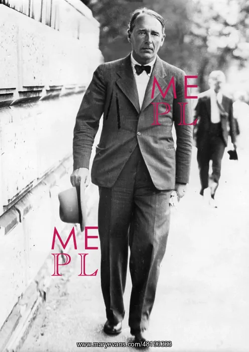 : Ernst Woermann, 1938 : Ernst Woermann, 1938