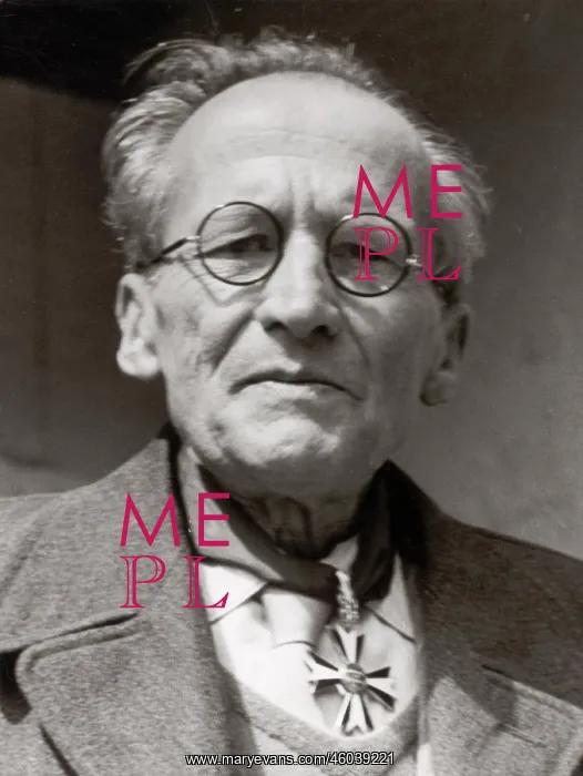 : Erwin Schrodinger : Erwin Schrodinger