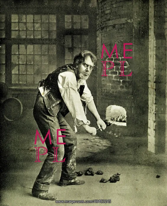 : Es Willard as Cyrus Blenkarn in The Middleman : Es Willard as Cyrus Blenkarn in The Middleman