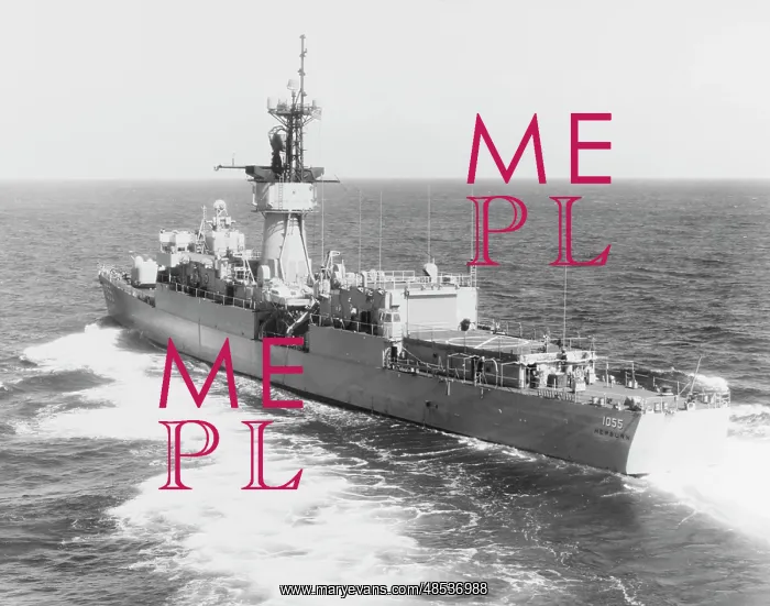 : Escort ship USS Hepburn (DE-1055) underway : Escort ship USS Hepburn (DE-1055) underway