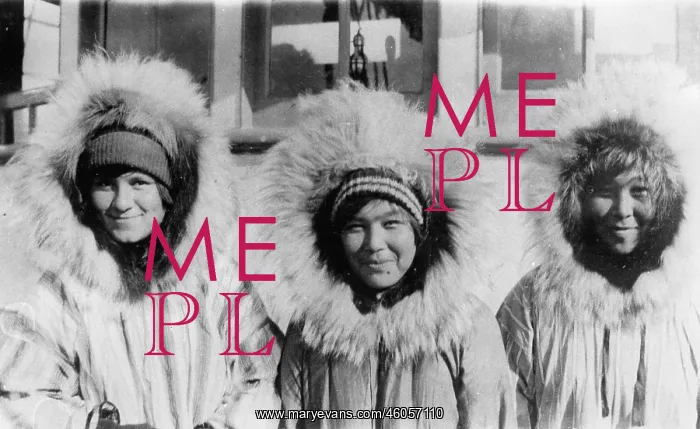 : Three Eskimo girls : Three Eskimo girls