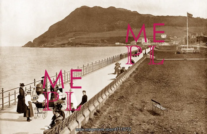  : Esplanade, Bray