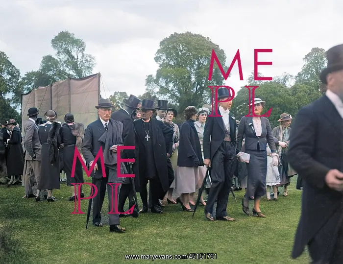 : Eton Cricket Crowd : Eton Cricket Crowd