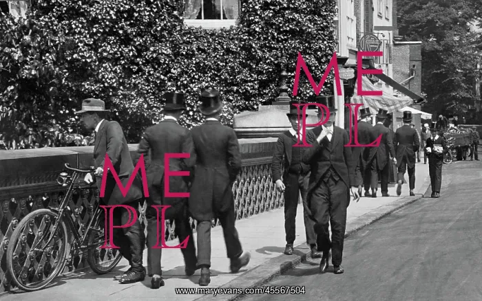 : Eton, Eton Schoolboys 1914 : Eton, Eton Schoolboys 1914