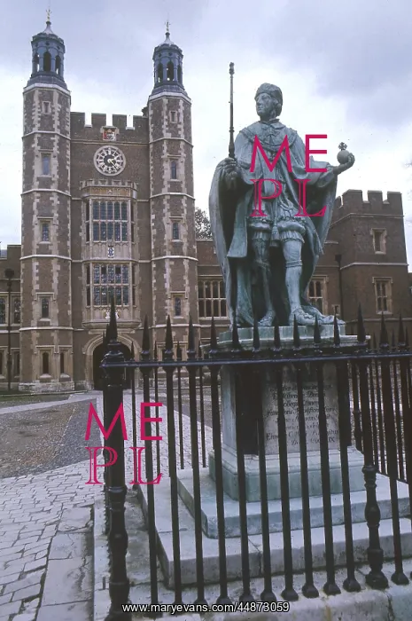 : ETON QUADRANGLE : ETON QUADRANGLE
