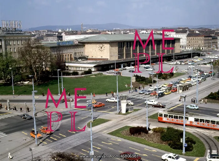 : Europaplatz and Westbahnhof in Vienna : Europaplatz and Westbahnhof in Vienna