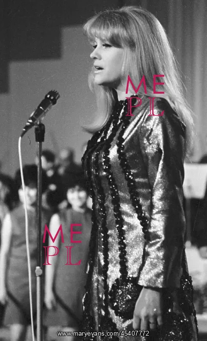 : Eva Pilarova - pop singer : Eva Pilarova - pop singer