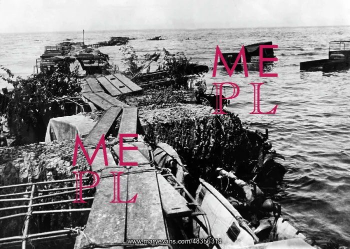 : Evacuation of British troops from Dunkirk, 1940 : Evacuation of British troops from Dunkirk, 1940