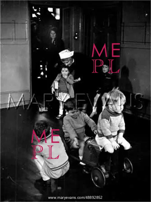 : EVACUATION HOTEL 1940 : EVACUATION HOTEL 1940