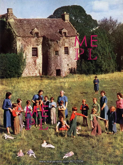 : Evacuees in the grounds of their Hostel : Evacuees in the grounds of their Hostel