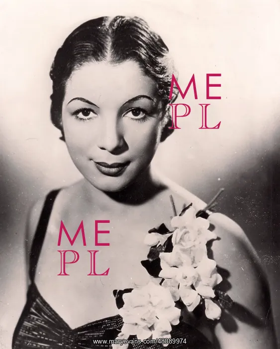 : Evelyn Dove : Evelyn Dove