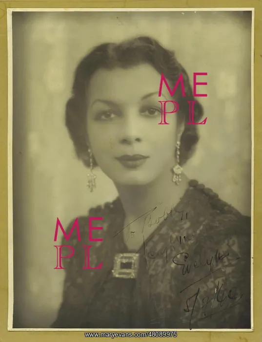 : Evelyn Dove by Kay Vaughan : Evelyn Dove by Kay Vaughan