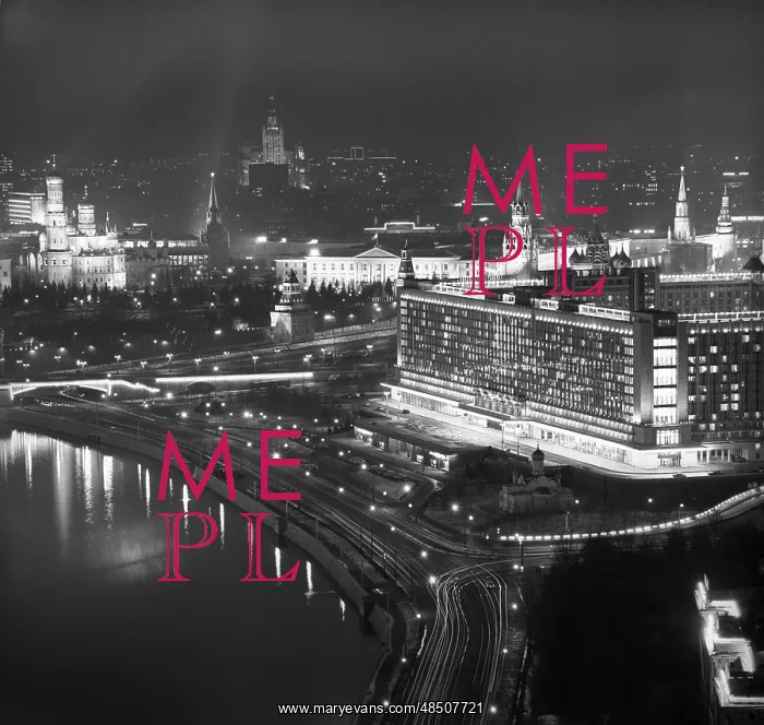 : Evening Moscow, 1976 : Evening Moscow, 1976